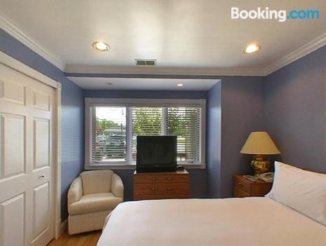 The Beach Condominium Hotel Resort Traverse City Eksteriør billede